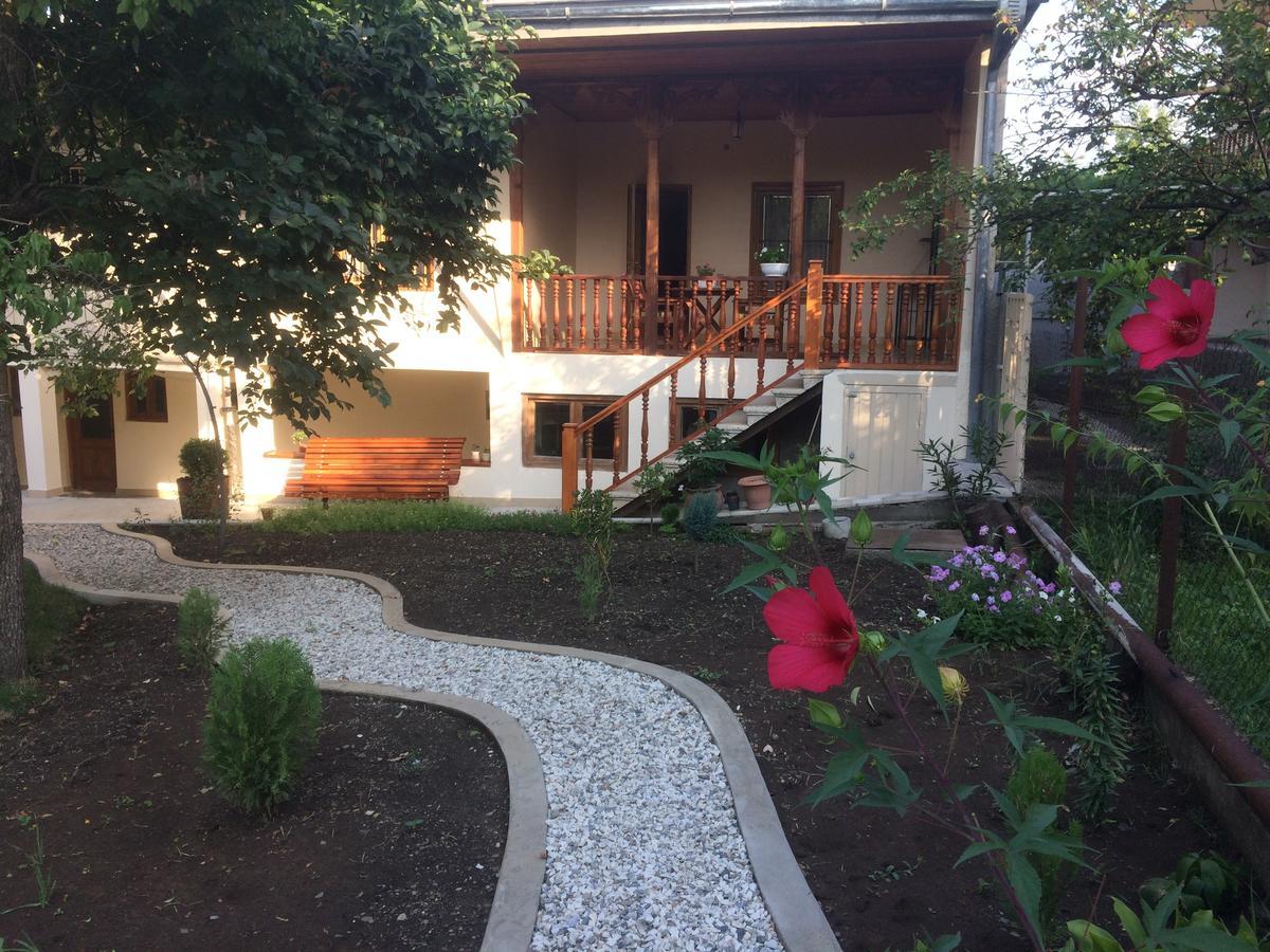 Guest House Kartuli Suli Telavi Ngoại thất bức ảnh