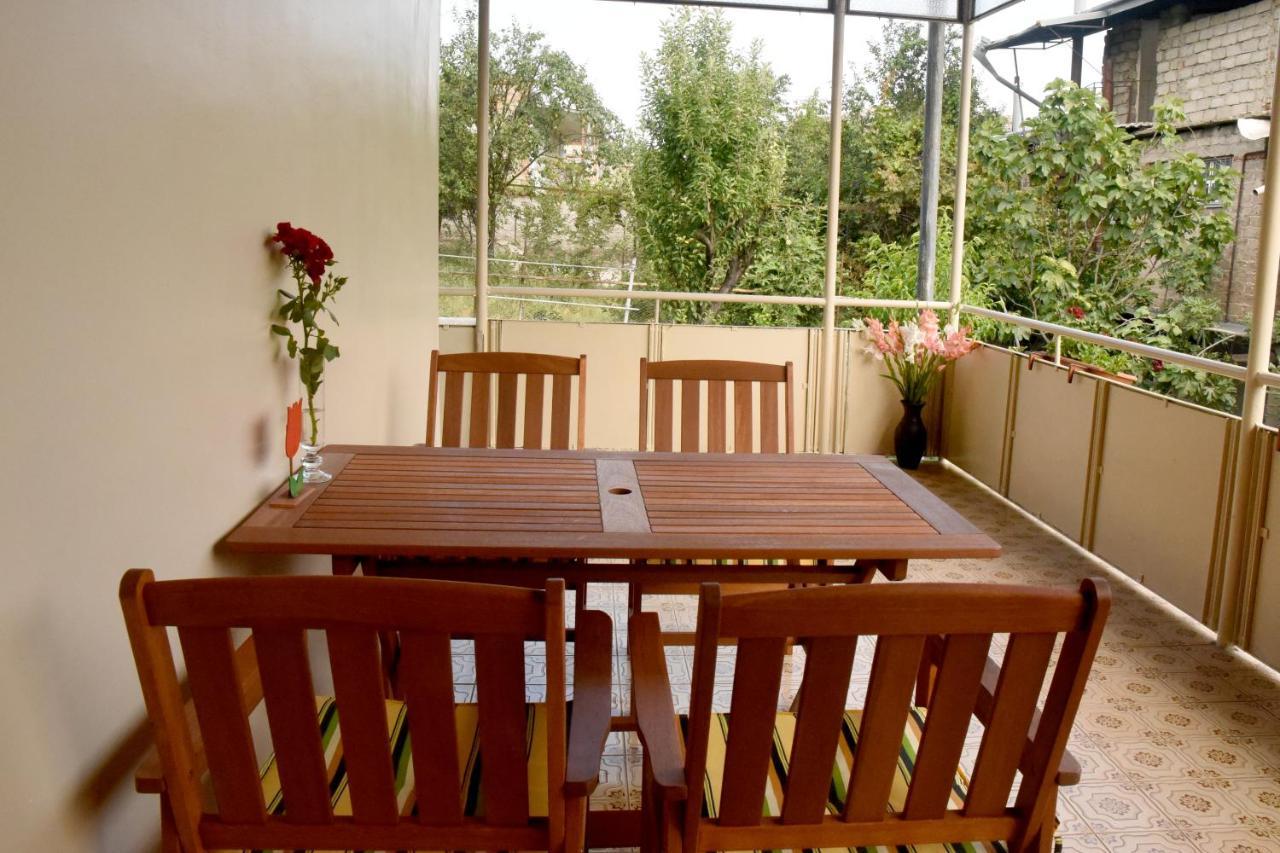 Guest House Kartuli Suli Telavi Ngoại thất bức ảnh