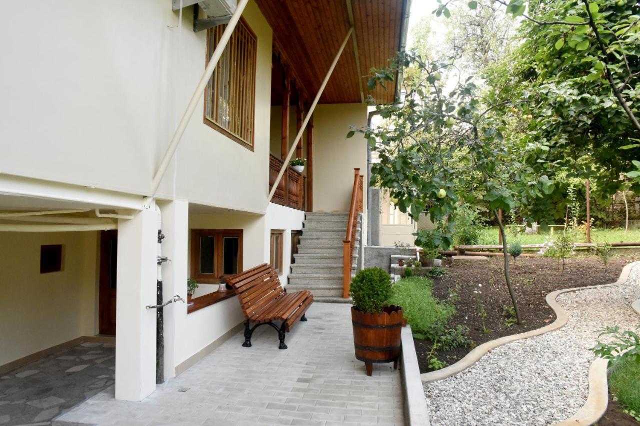 Guest House Kartuli Suli Telavi Ngoại thất bức ảnh