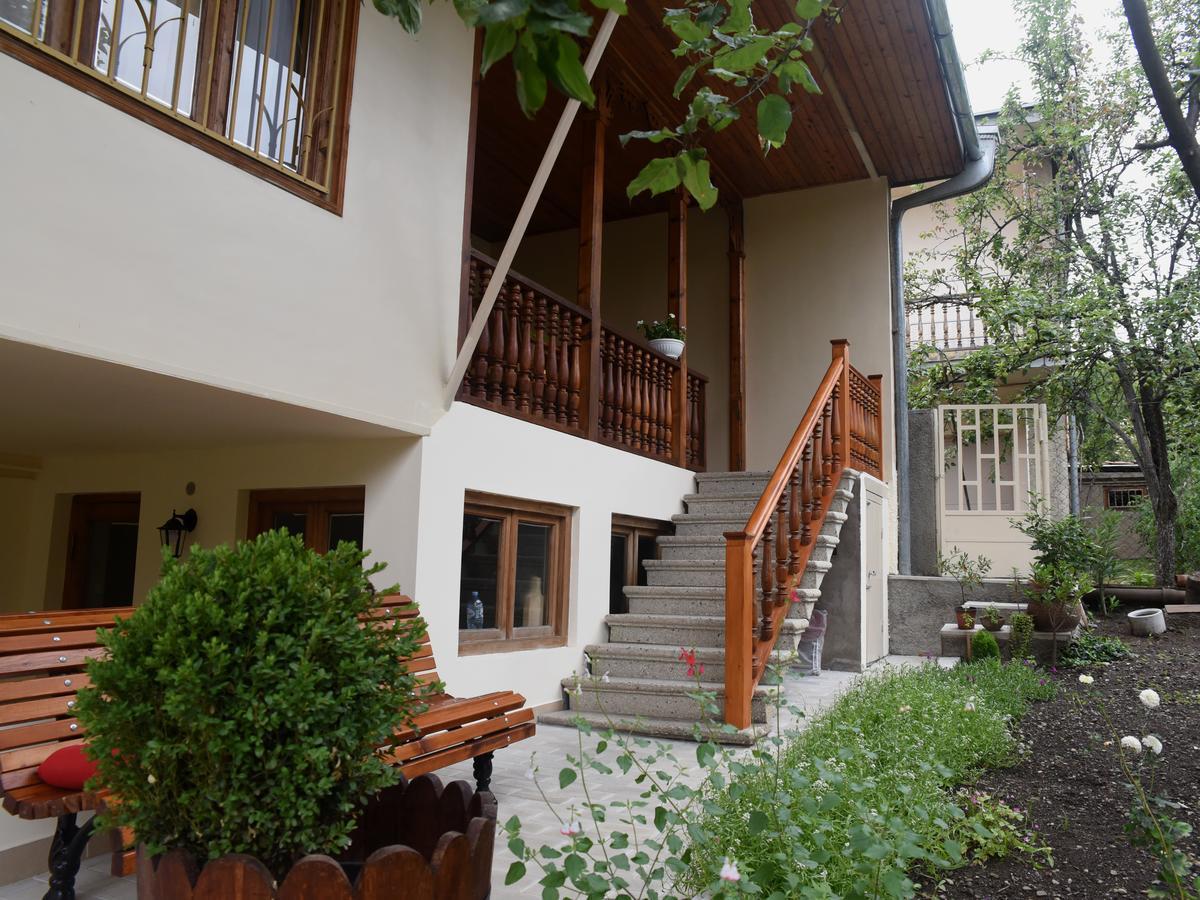 Guest House Kartuli Suli Telavi Ngoại thất bức ảnh