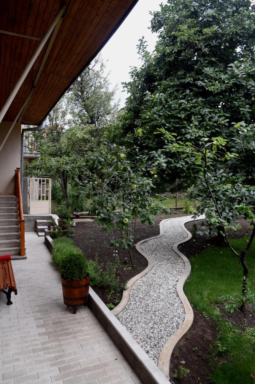 Guest House Kartuli Suli Telavi Ngoại thất bức ảnh
