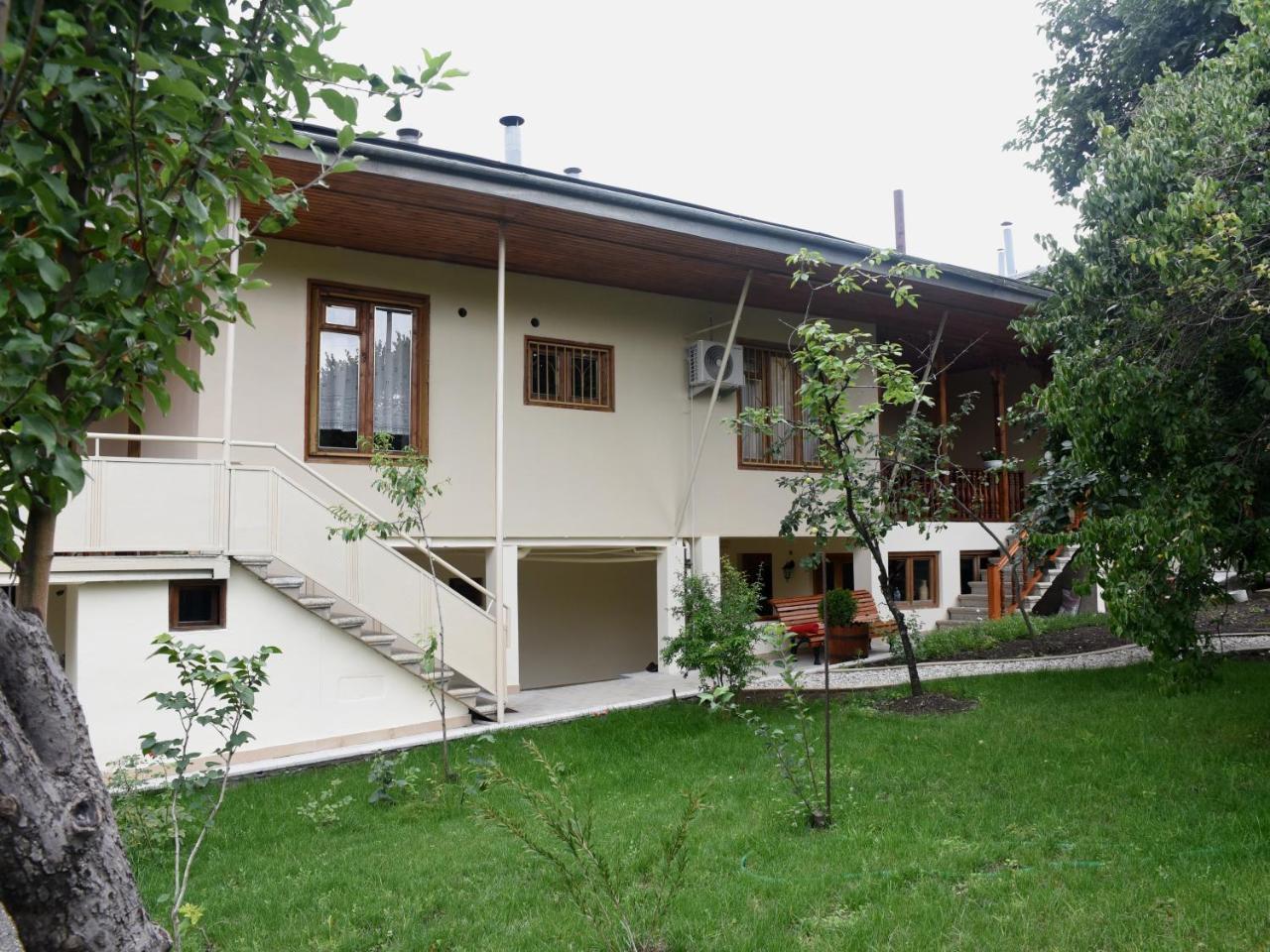 Guest House Kartuli Suli Telavi Ngoại thất bức ảnh